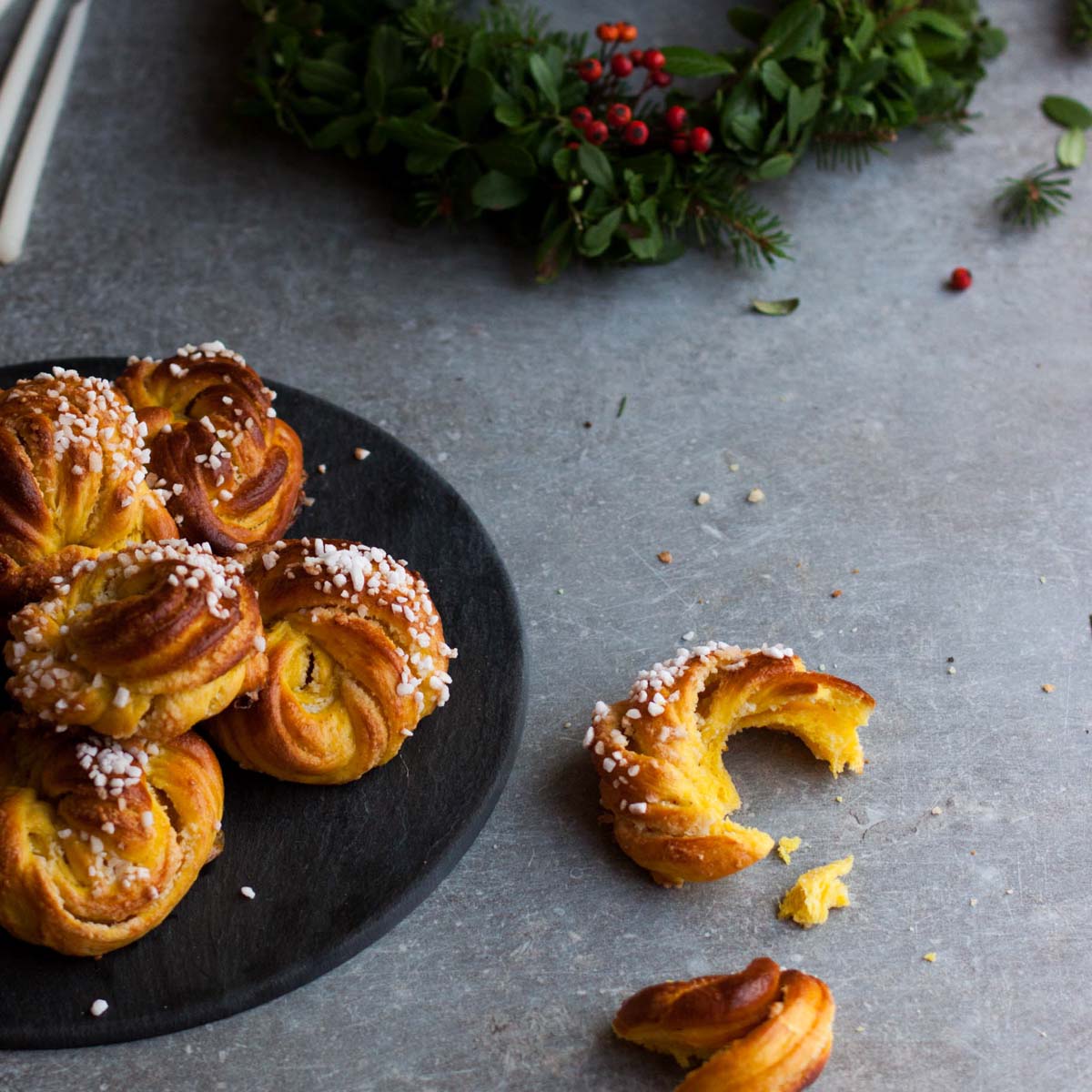 nordic-saffron-knots-9